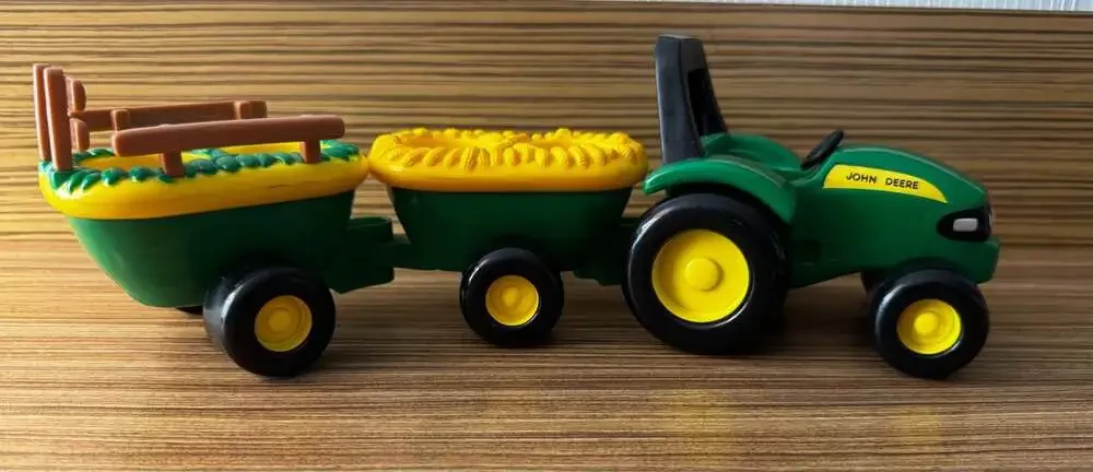 John Deere Animal Sounds Hayride Tractor Toy with Trailers and 4 Figures